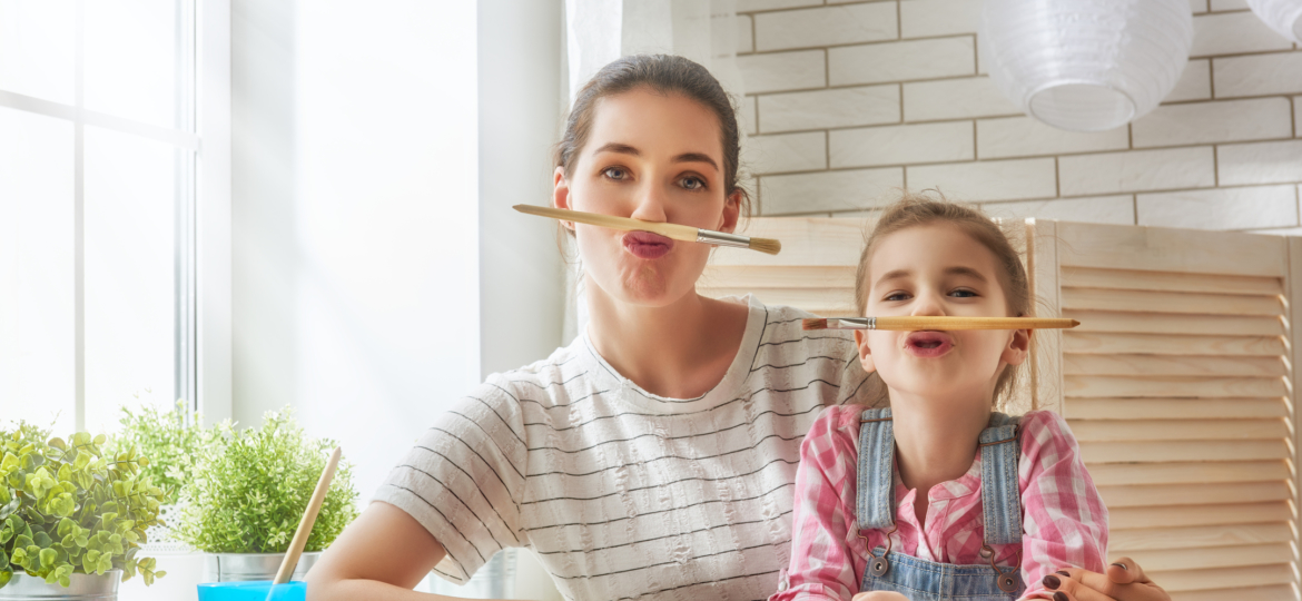 Mother and daughter paint